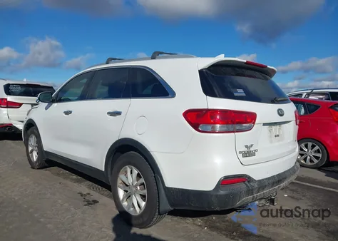 2016 Kia Sorento 2.4L Lx z USA, uszkodzony, nr VIN 5XYPG4A35GG087974